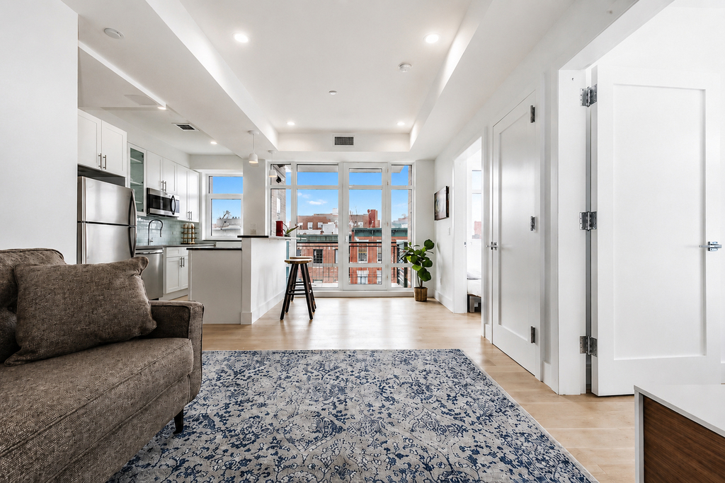 87 Rogers Avenue - Photo 0