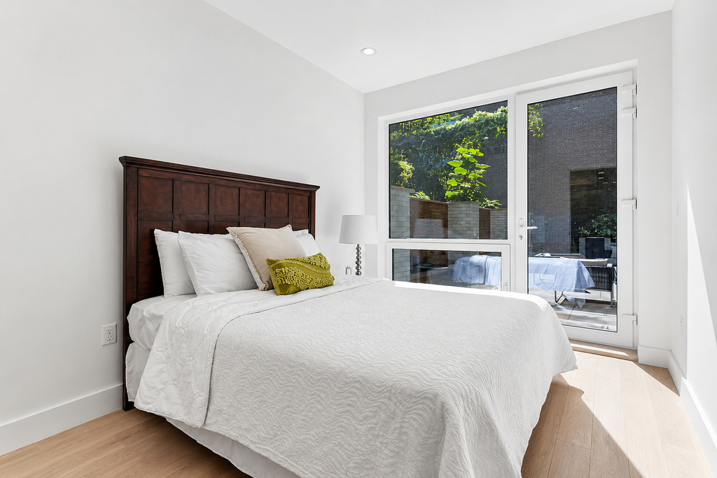 87 Rogers Avenue - Photo 10