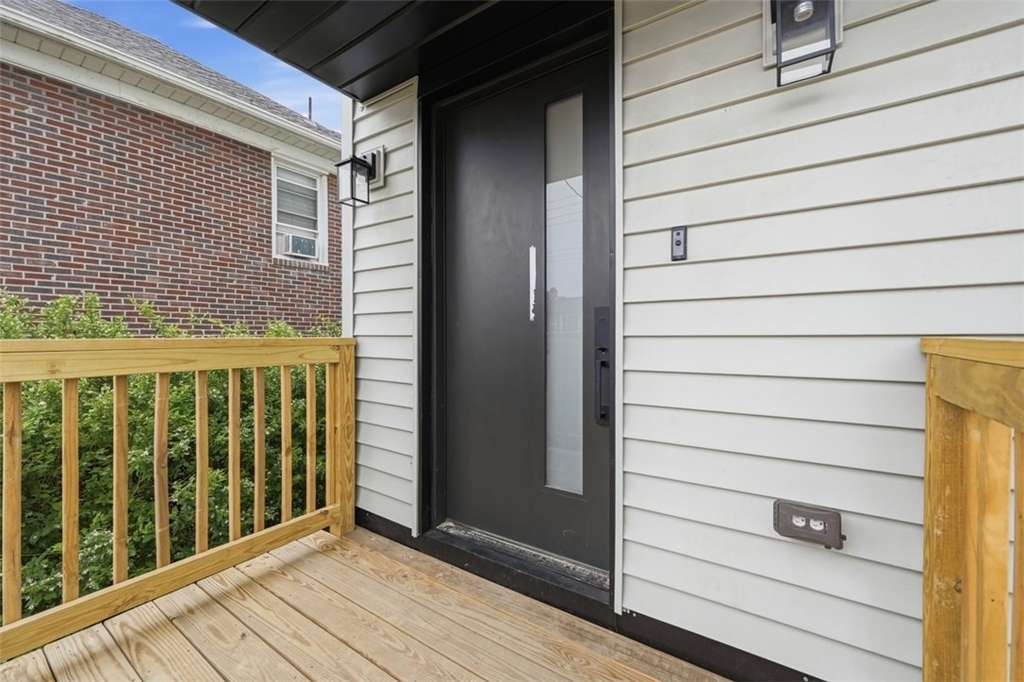 1361 Hawthorne St - Photo 42