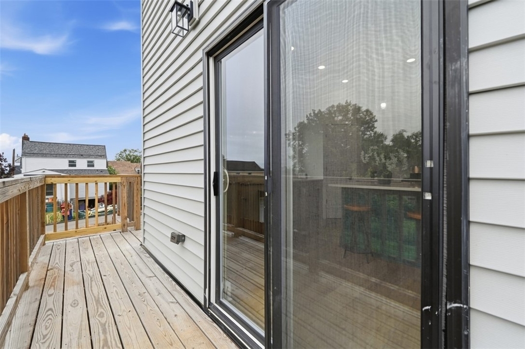1361 Hawthorne St - Photo 38