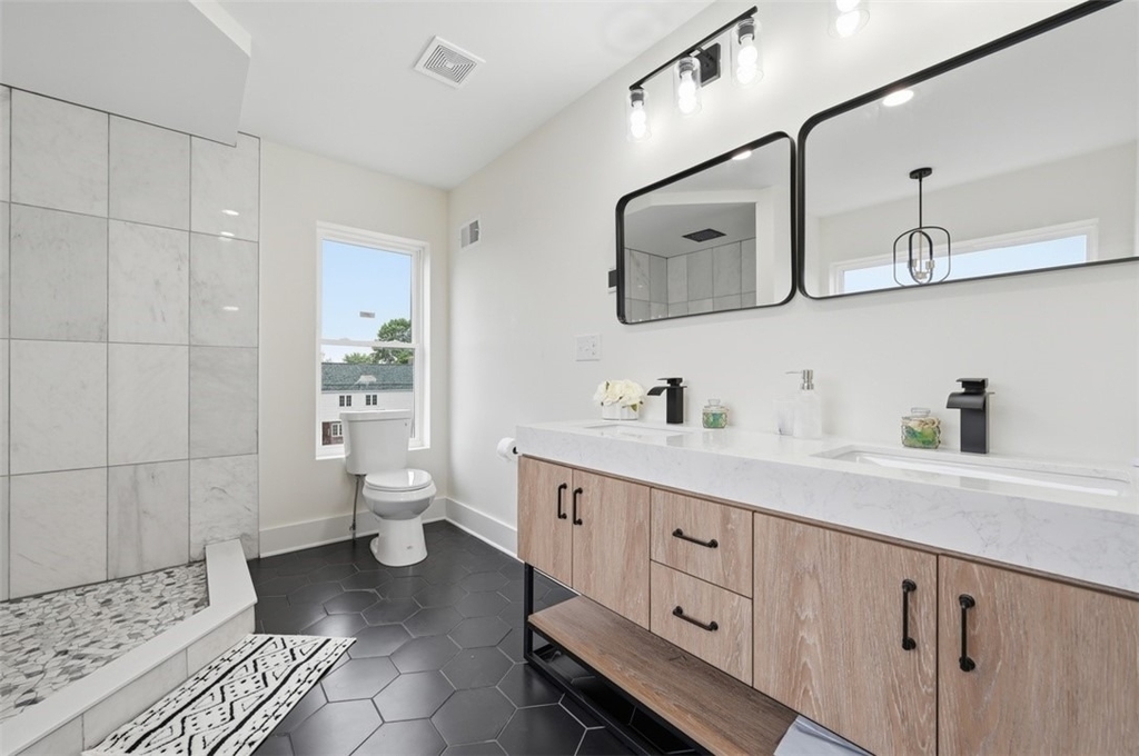 1361 Hawthorne St - Photo 29