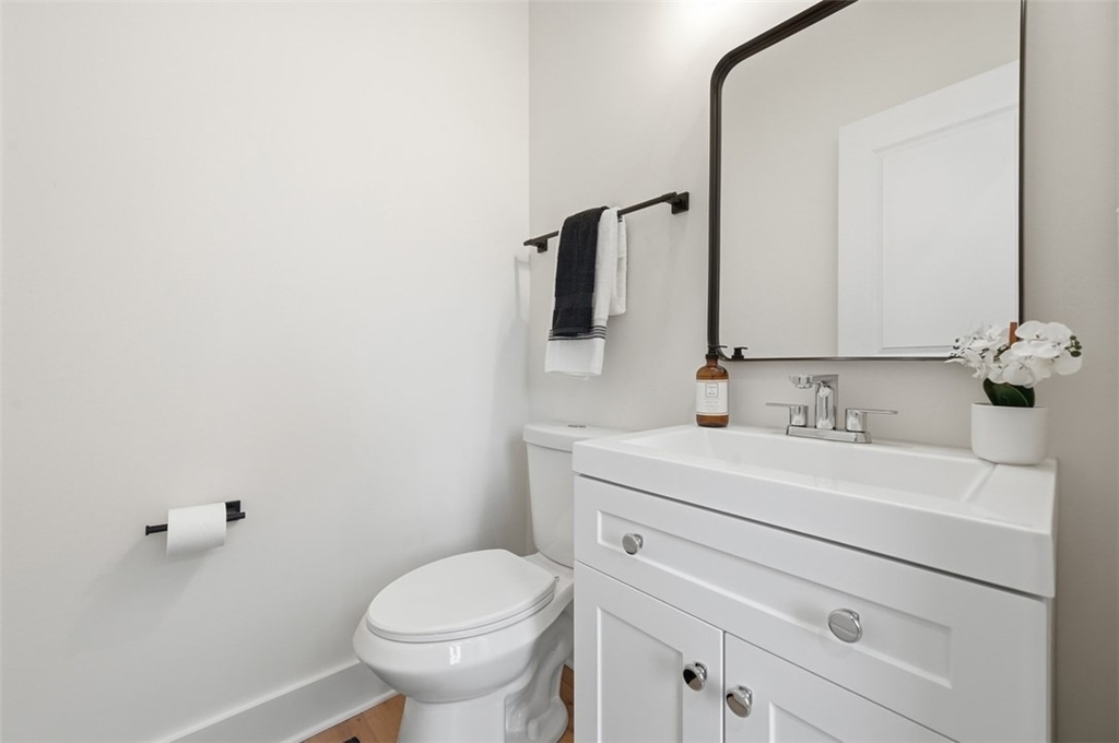 1361 Hawthorne St - Photo 20