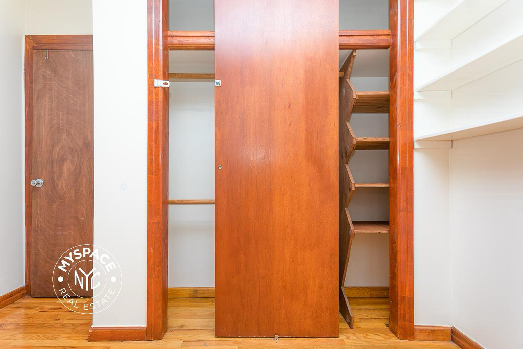 322 Rodney Street - Photo 4