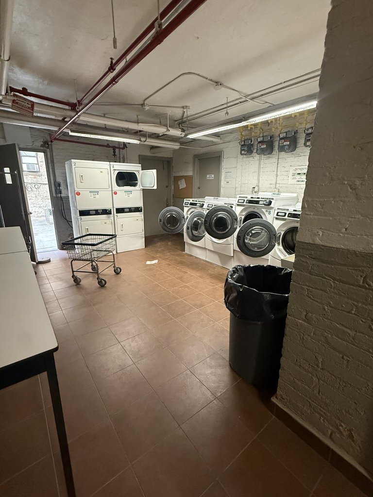 440 East 78th Street - Photo 2