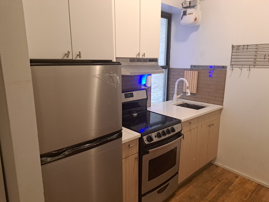 3694 Broadway - Photo 1