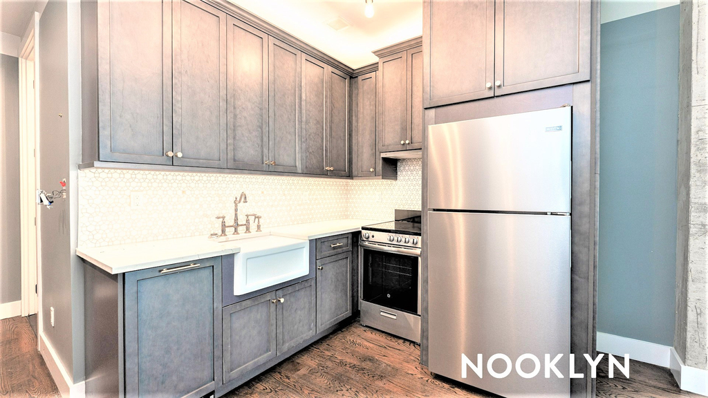 187 Kent Avenue - Photo 5