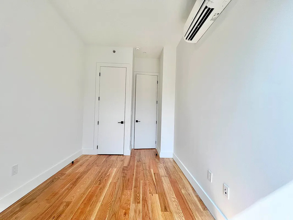 1823 Woodbine Street - Photo 6