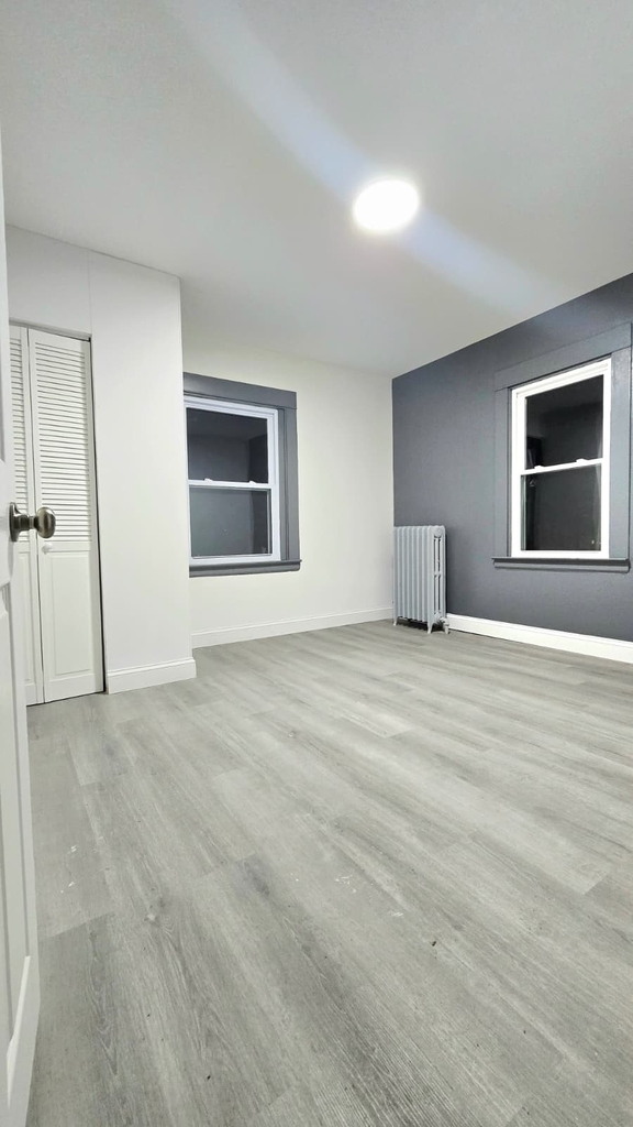 1704 E Main St - Photo 7