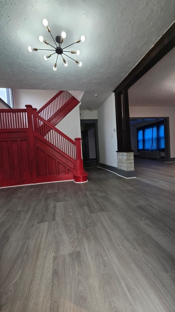 1704 E Main St - Photo 3
