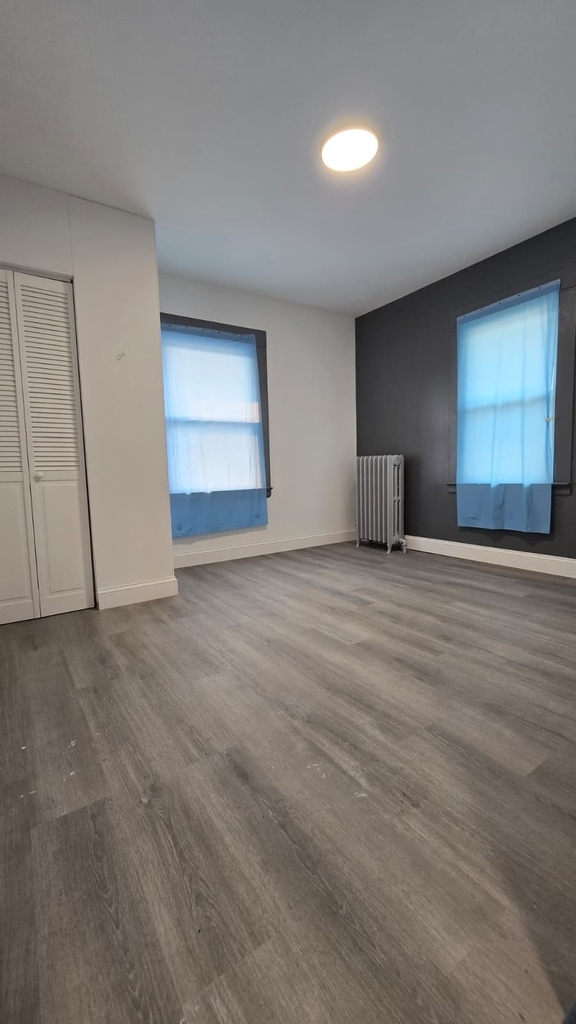 1704 E Main St - Photo 10