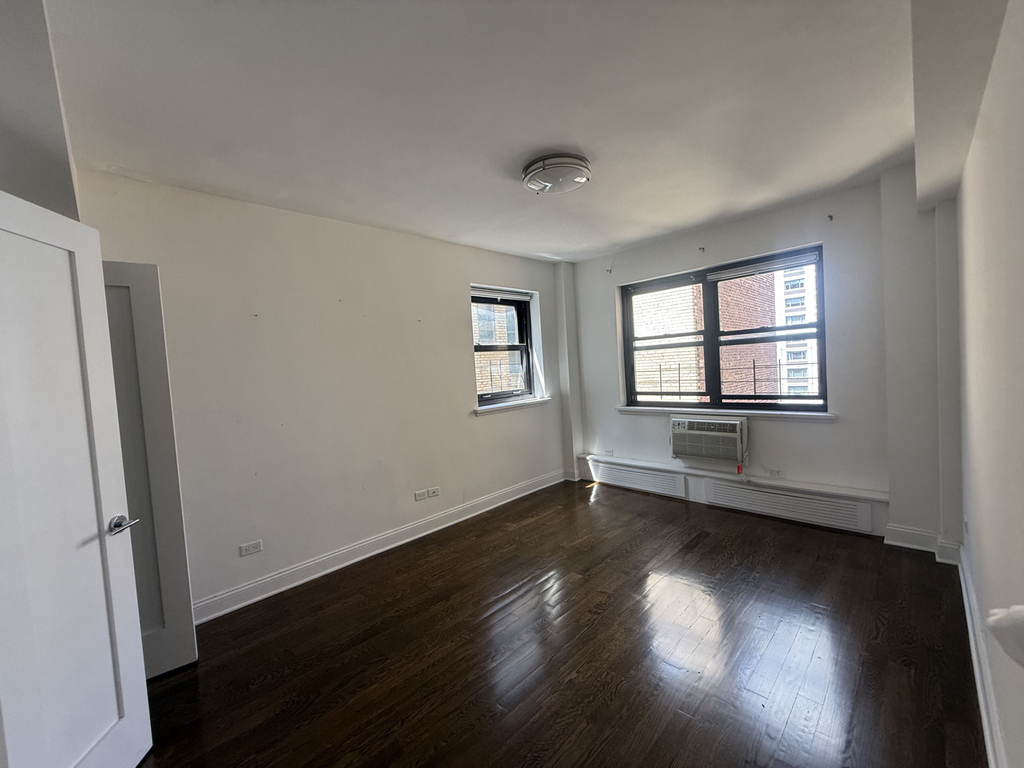 219 East 69th Street - Photo 5