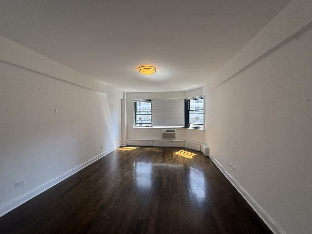 219 East 69th Street - Photo 17