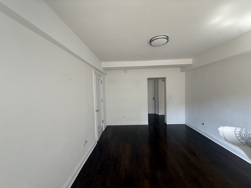 219 East 69th Street - Photo 4
