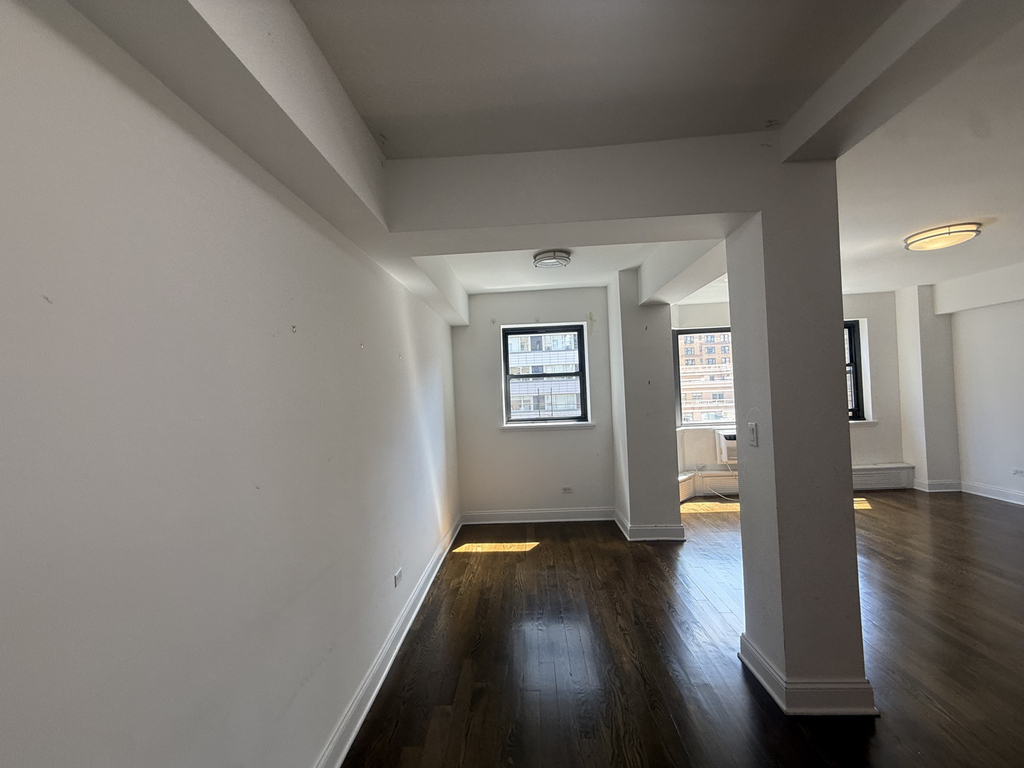 219 East 69th Street - Photo 11