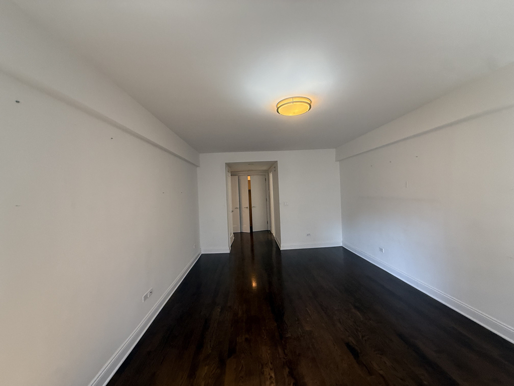 219 East 69th Street - Photo 18