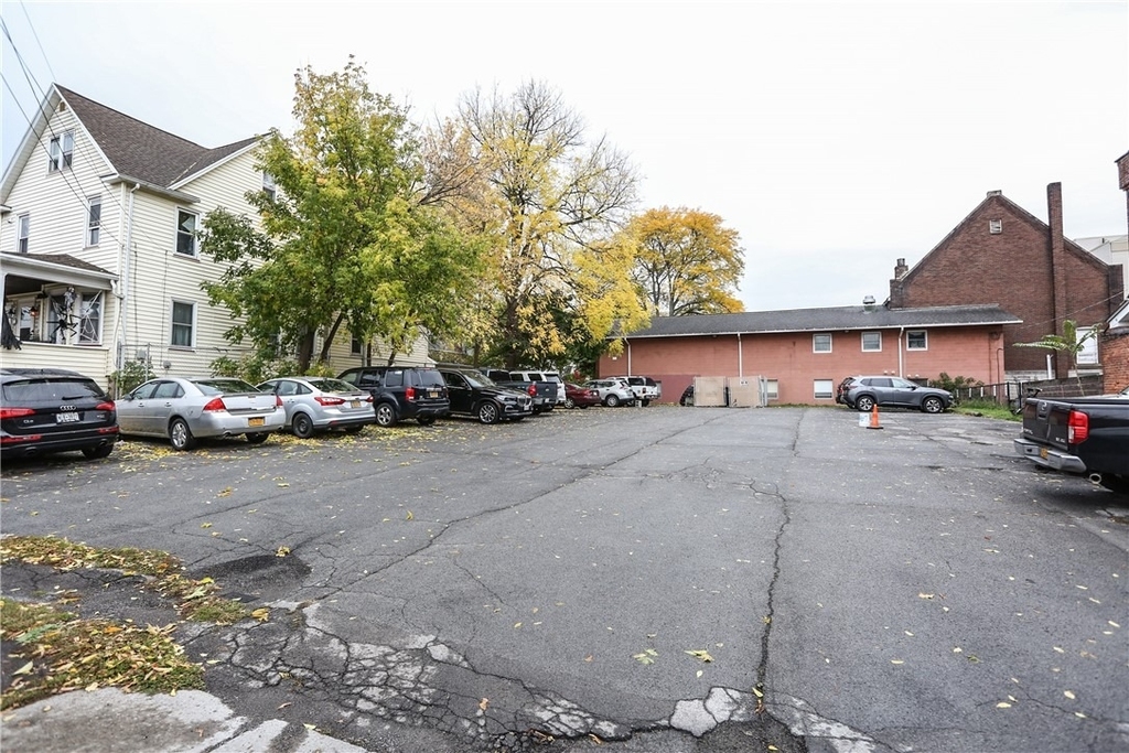 400 Main Street - Photo 11