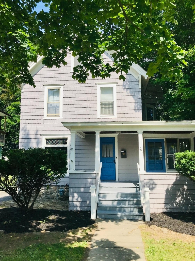 44 East Street - Photo 1