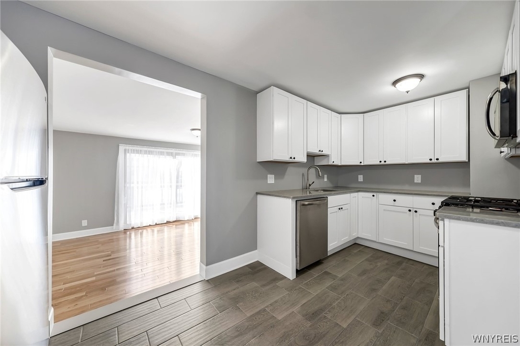 206 Wrexham Court N - Photo 9