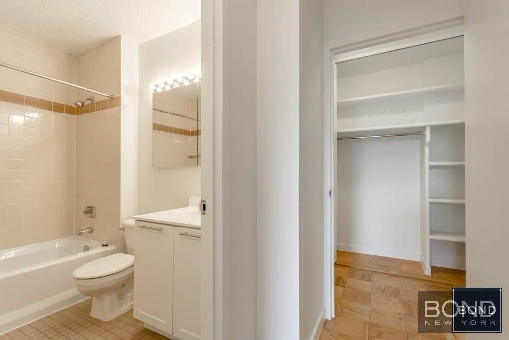 West 87th Street - Photo 5