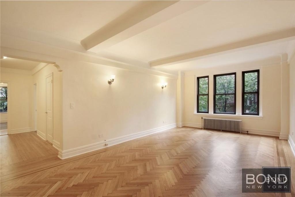 East 68th Street - Photo 0