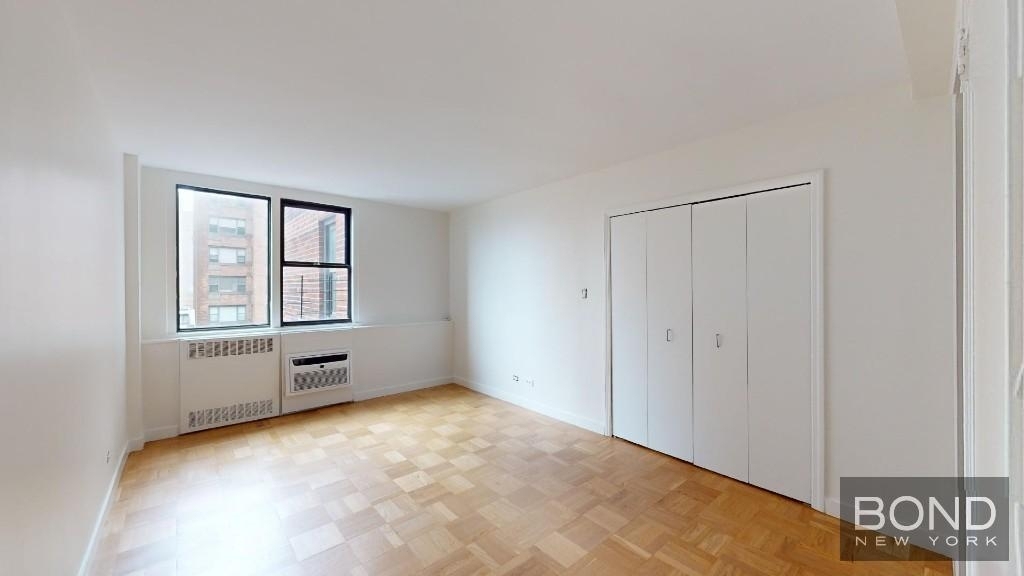 East 79th Street - Photo 1