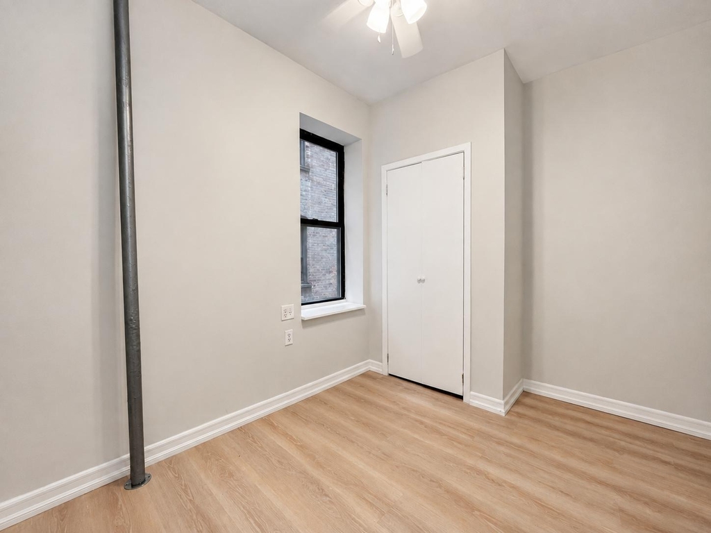3415 Broadway - Photo 8
