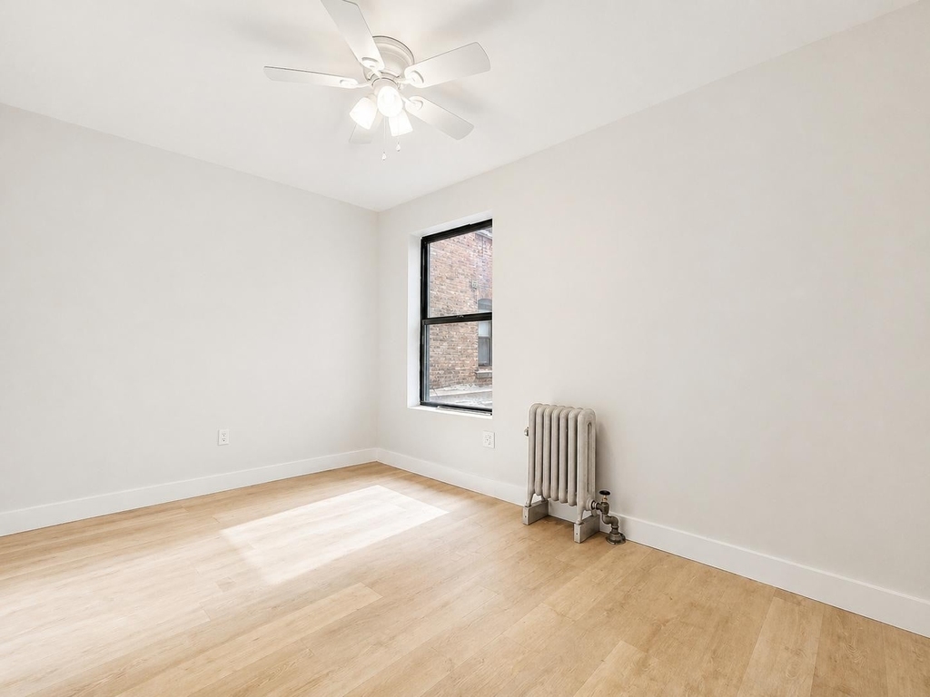 3415 Broadway - Photo 3