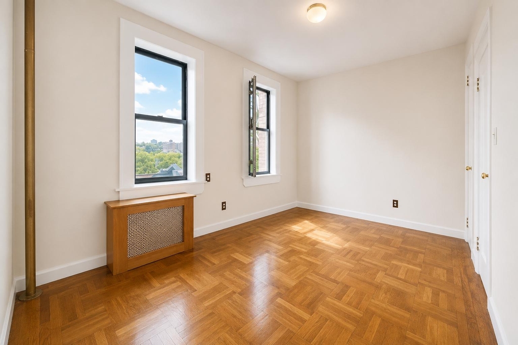 1803 Riverside Drive - Photo 6