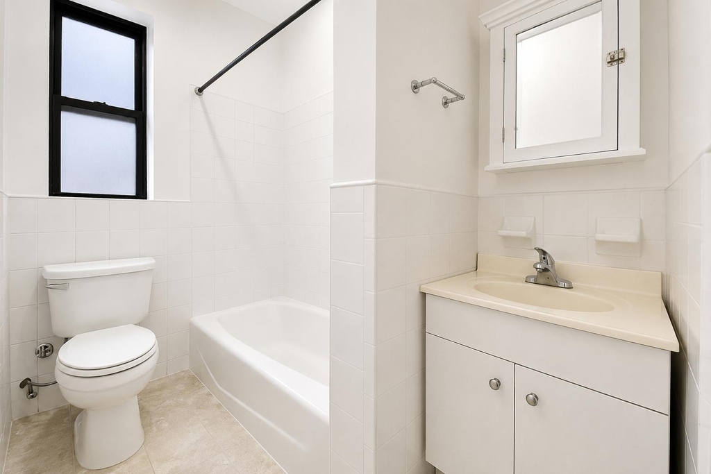 1803 Riverside Drive - Photo 8