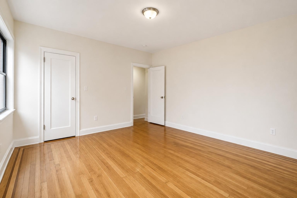 567 Fort Washington Avenue - Photo 6