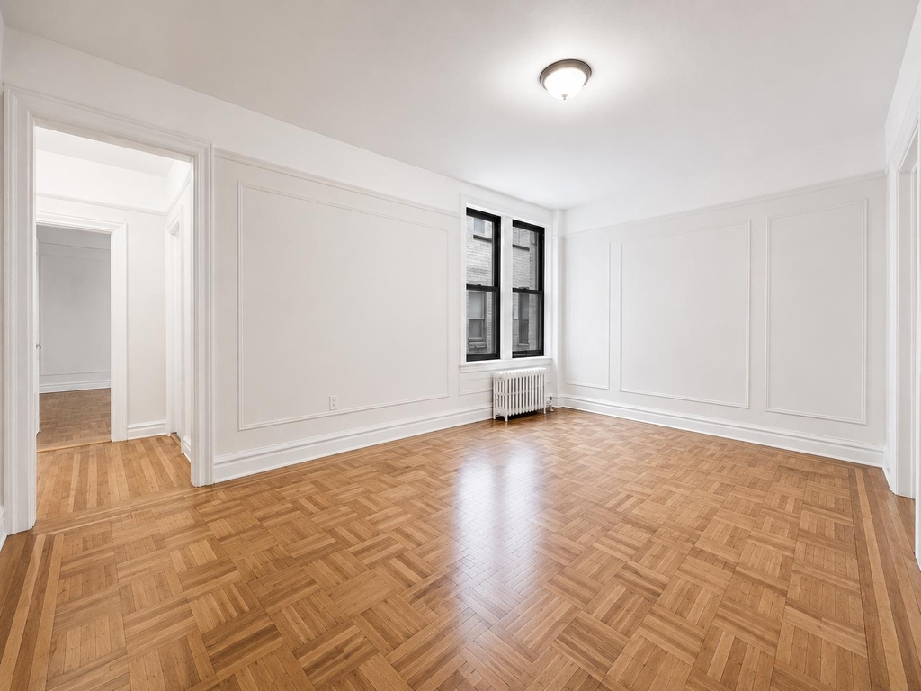 1803 Riverside Drive - Photo 1