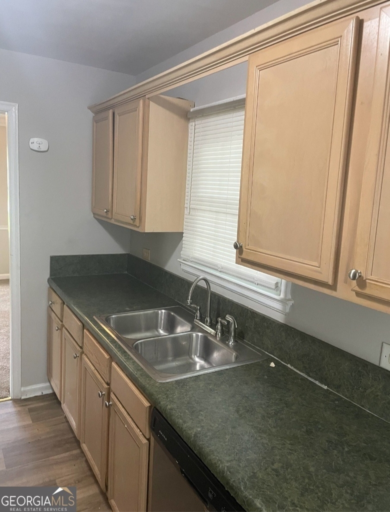 1589 Pinehurst Drive Sw - Photo 3