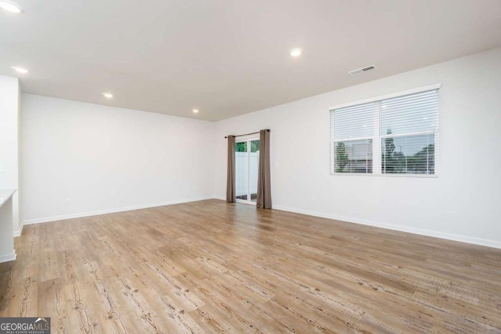 84 Founders Drive - Photo 7