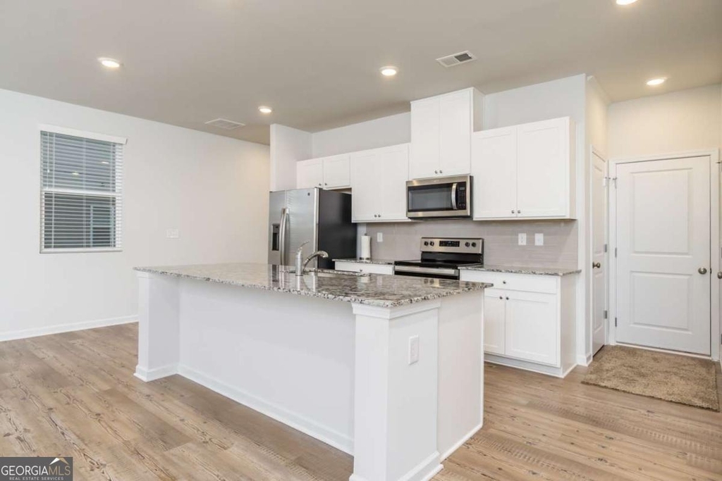 84 Founders Drive - Photo 6