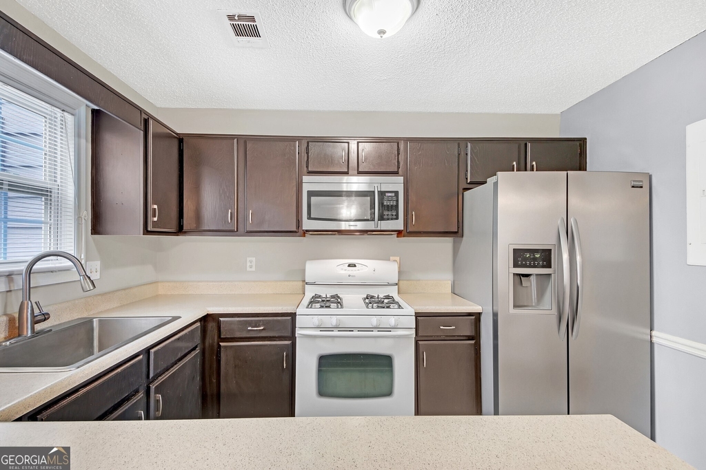 4000 Sand Wedge Circle Nw - Photo 1