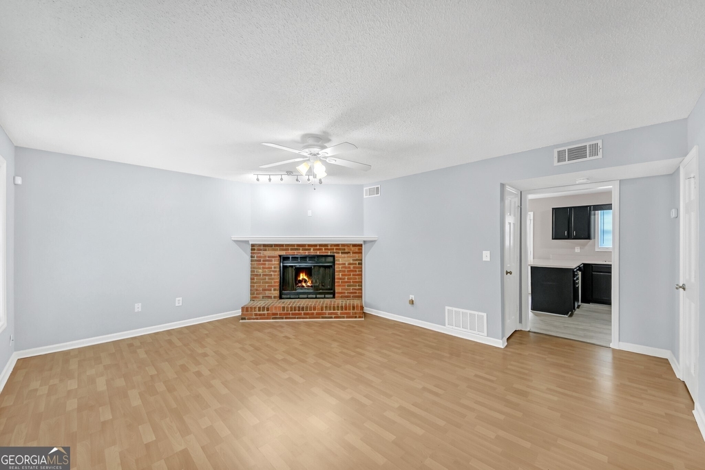 4000 Sand Wedge Circle Nw - Photo 4