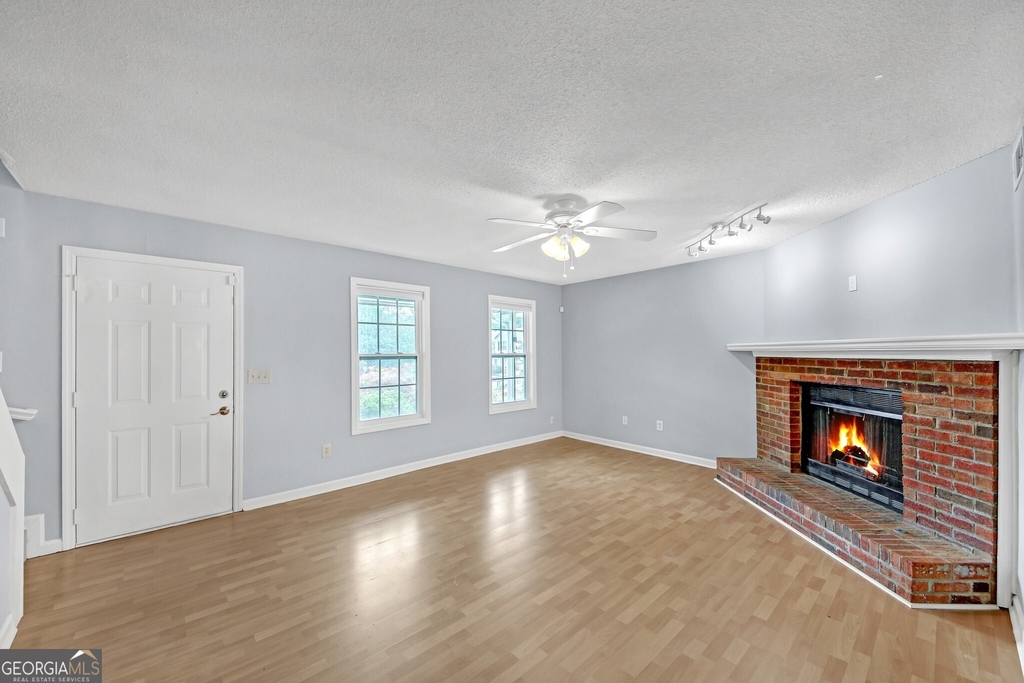 4000 Sand Wedge Circle Nw - Photo 5