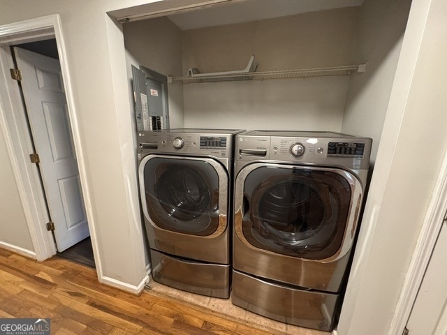 1142 Windsor Street Sw - Photo 3