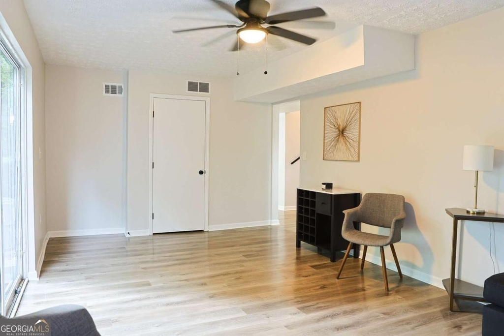 4411 Flakes Mill Road - Photo 5