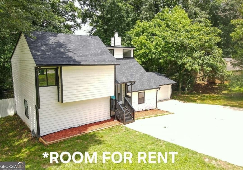 4411 Flakes Mill Road - Photo 0