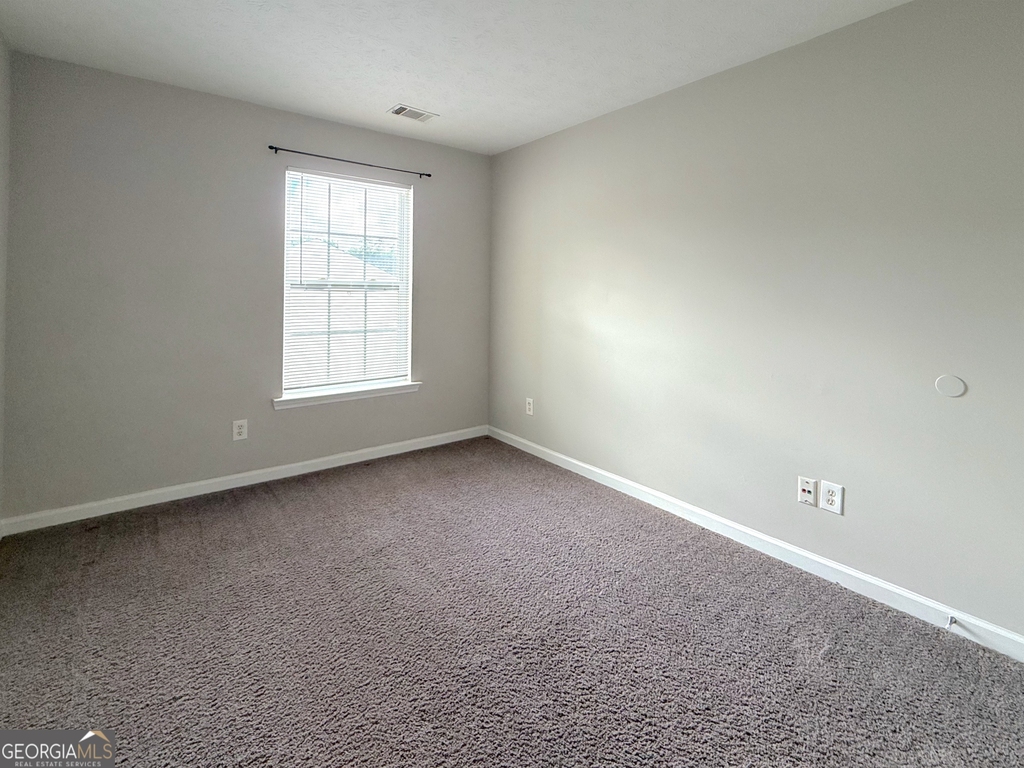 3845 Grovemont Place - Photo 16