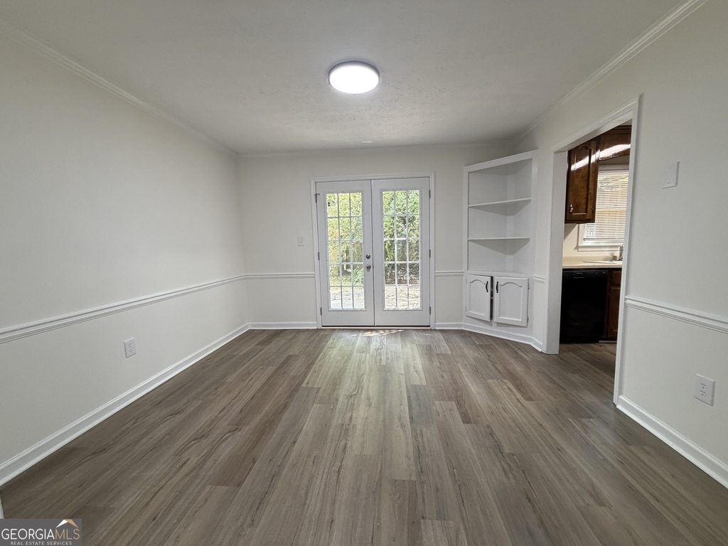 250 Cleveland Road - Photo 2
