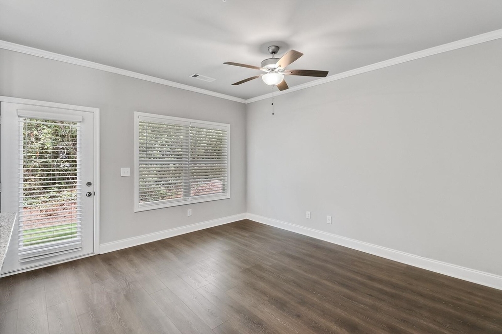 15 Sprayberry Road - Photo 6