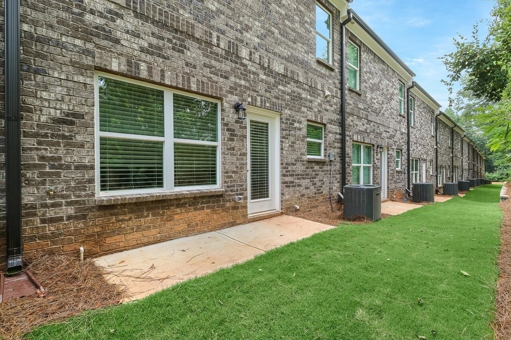 15 Sprayberry Road - Photo 24