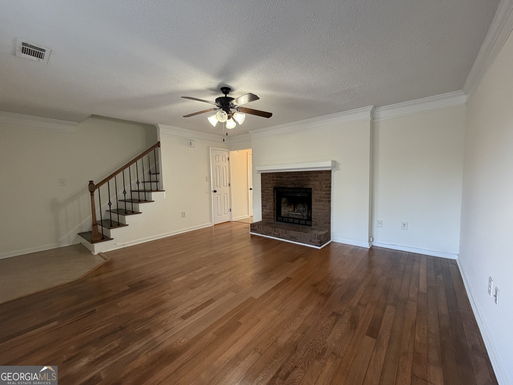 109 Tamara Court - Photo 2