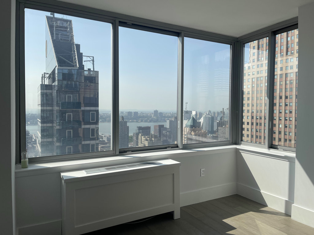 West 47th Street - Photo 0