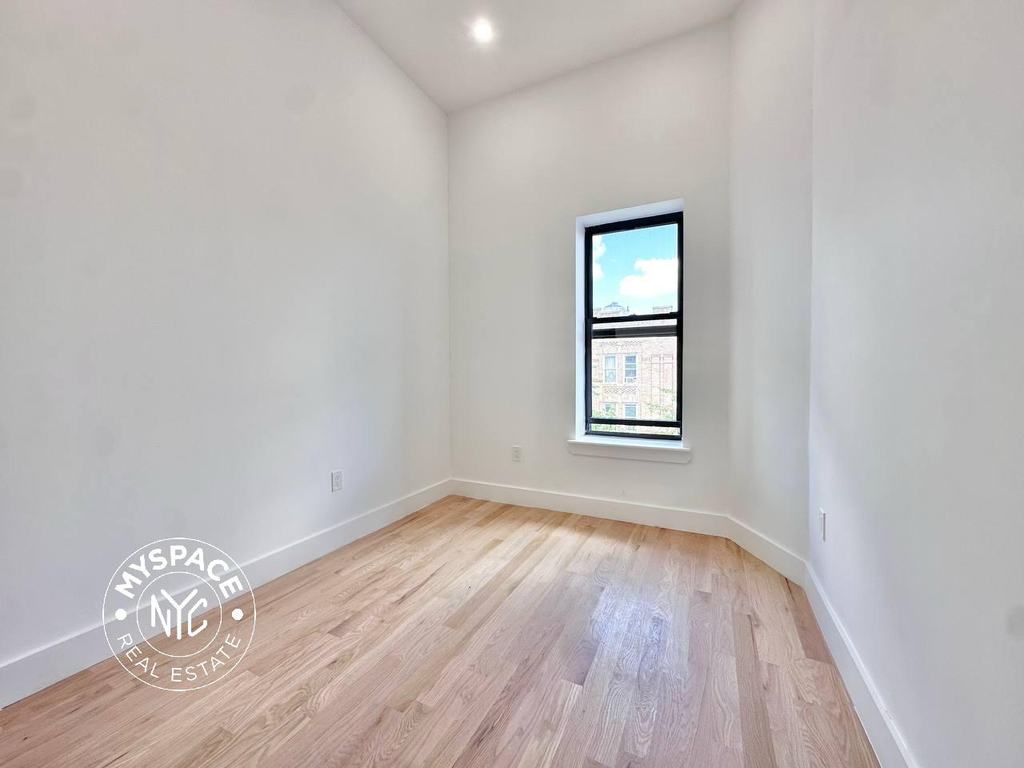 1518 Jefferson Avenue - Photo 5