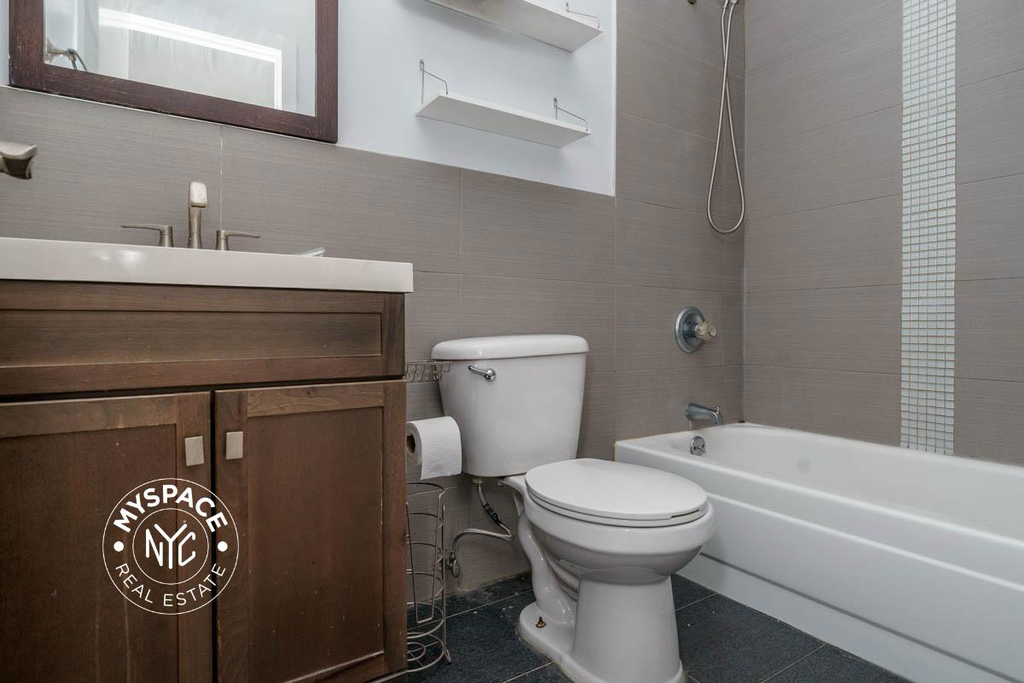 828 Halsey Street - Photo 5
