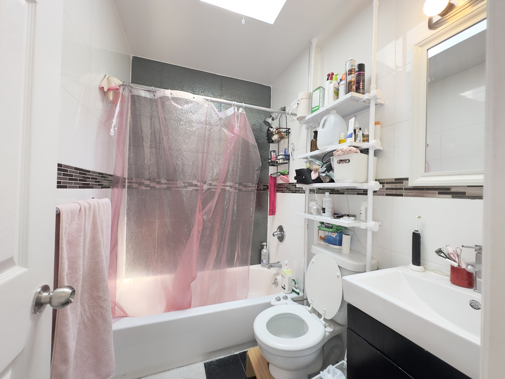 28 Troutman Street - Photo 9