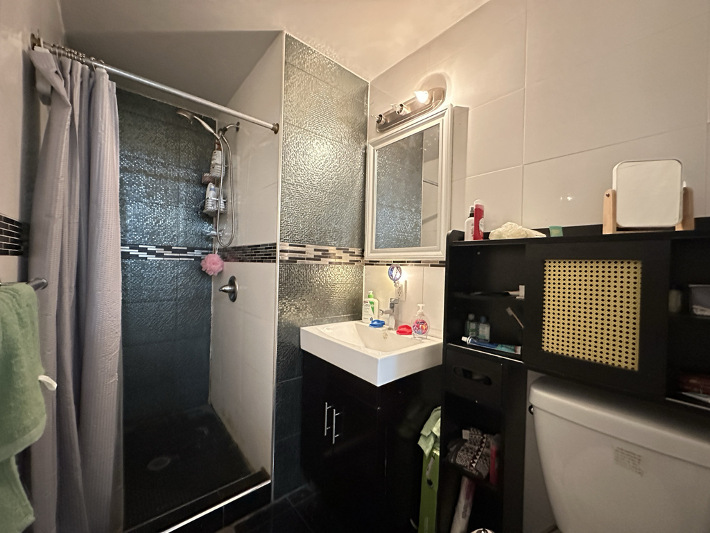 28 Troutman Street - Photo 7